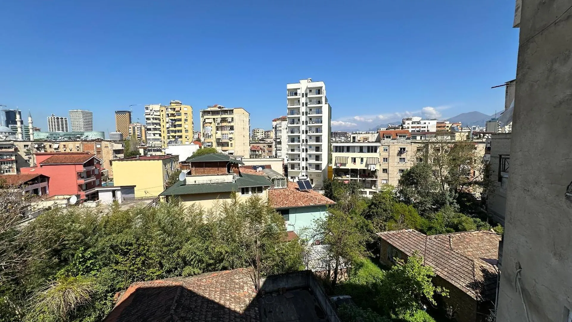 Tirana Skyline Nest Daire