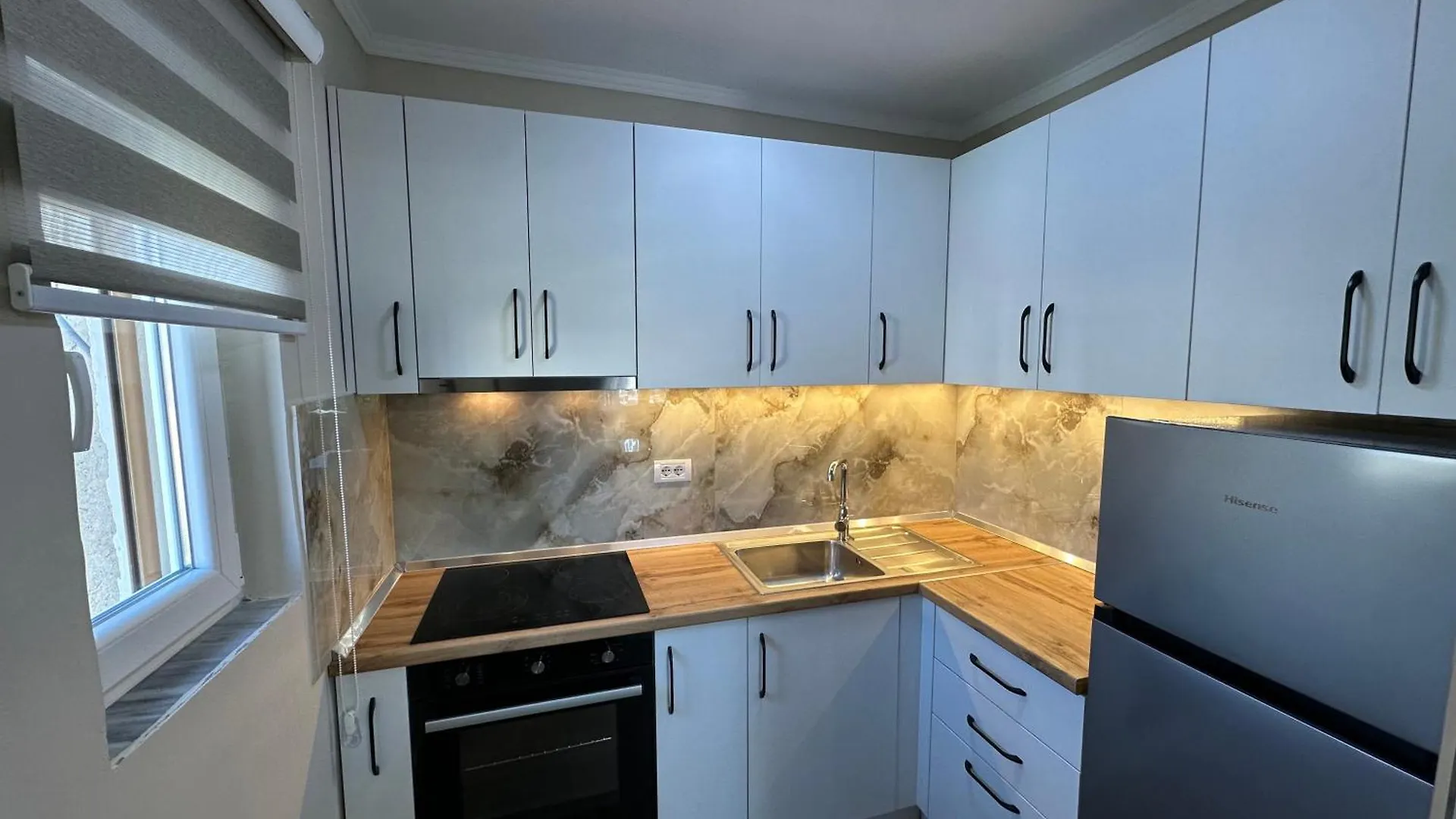 Tirana Skyline Nest Apartment 0*,