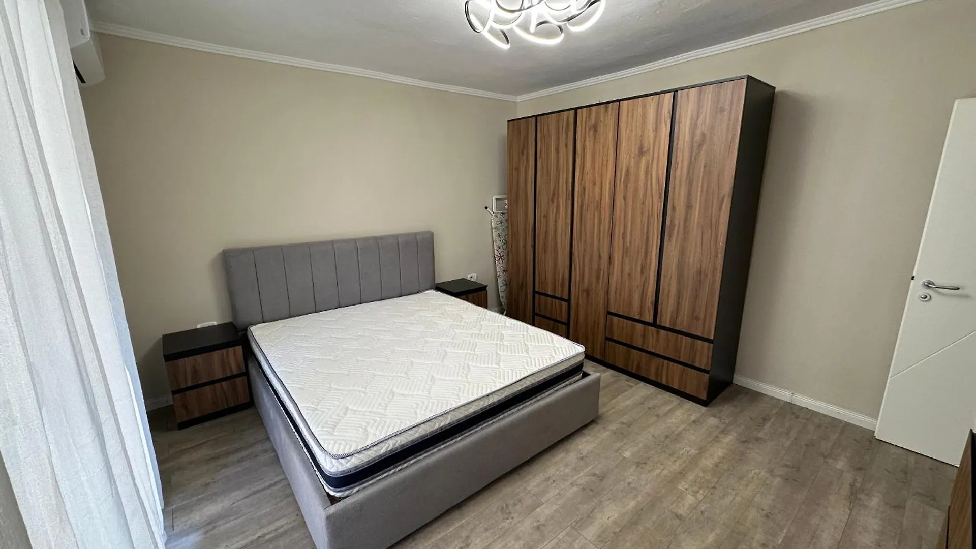 Tirana Skyline Nest Apartment 0*,  Albania