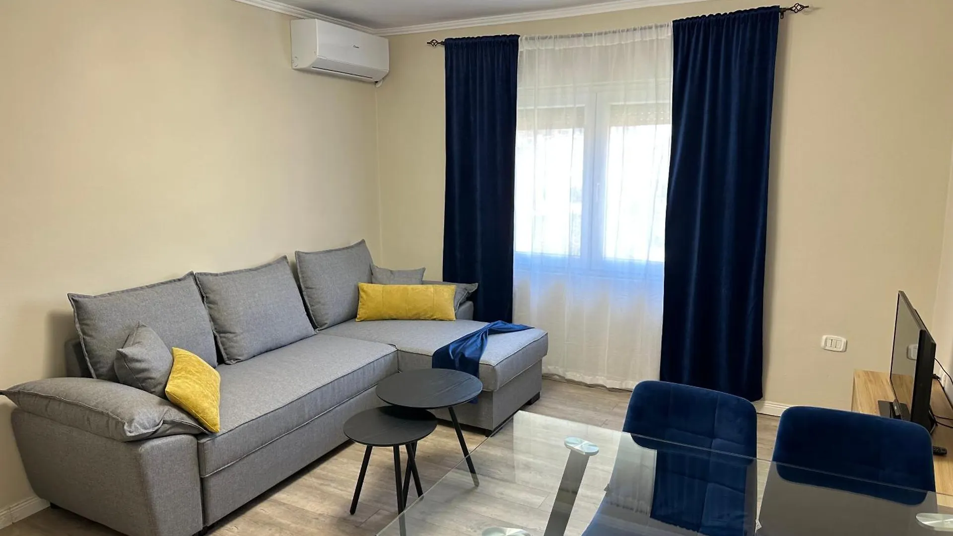 Tirana Skyline Nest Apartment