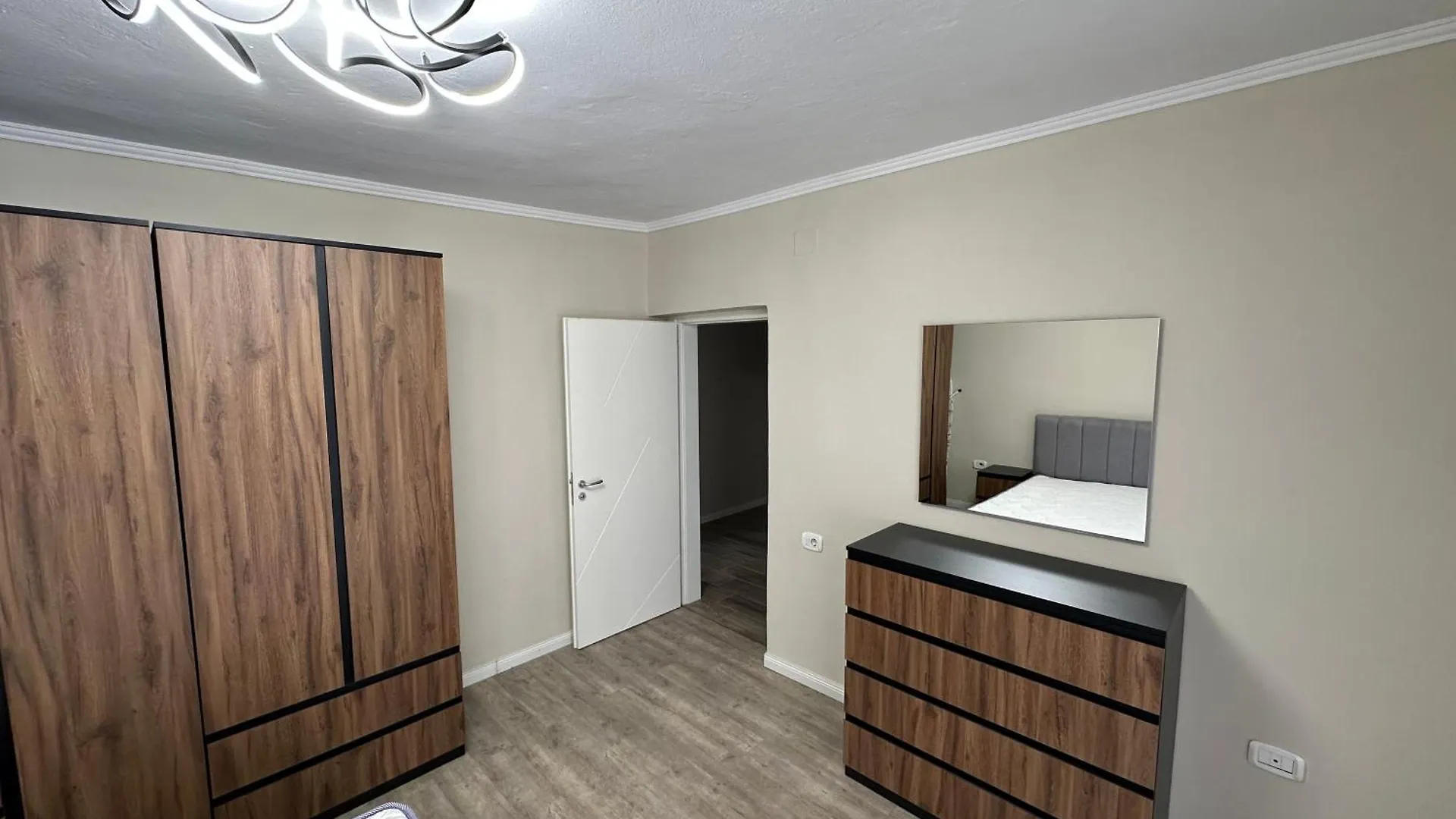 Tirana Skyline Nest Apartment