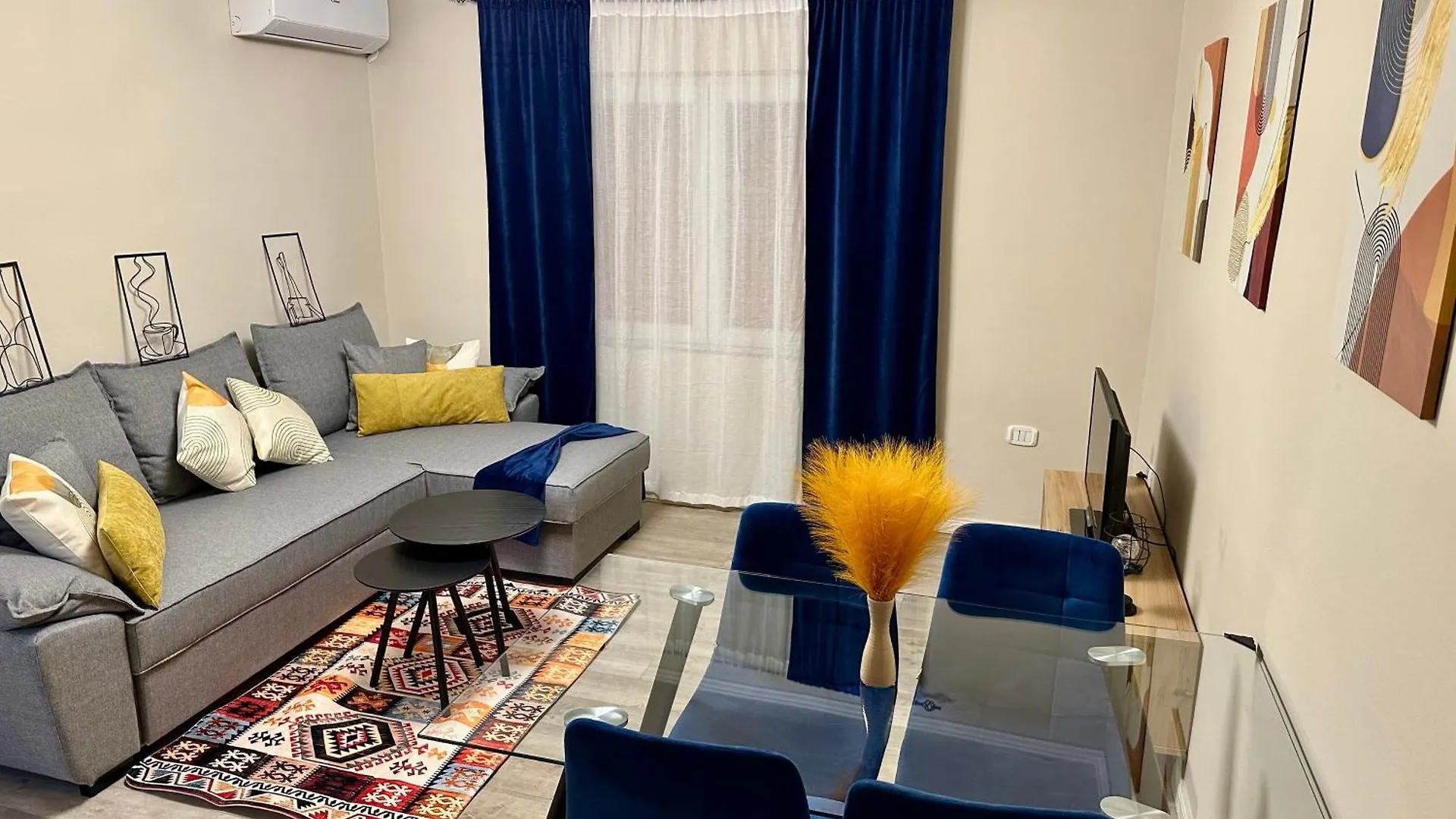 Tirana Skyline Nest Apartment